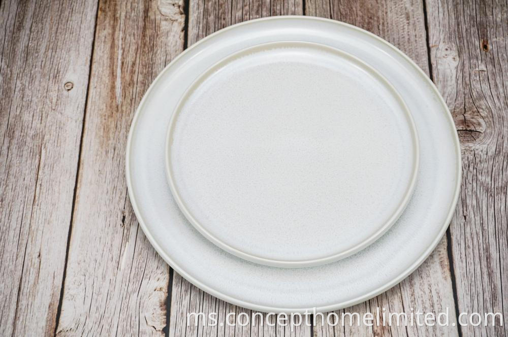 Reactive Glazed Stoneware Dinner Set In Creamy White Ch22067 G04 5
